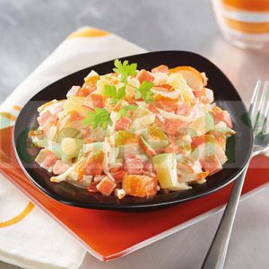 PINEAPPLE. CARROT AND SURIMI SALAD 2.5KG