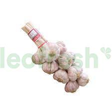 PINK GARLIC IN STRING