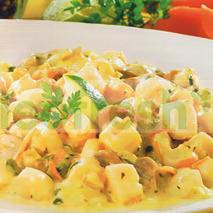 SCALLOPS WITH GAMBAS AND VEGETABLES IN CREAMY SA