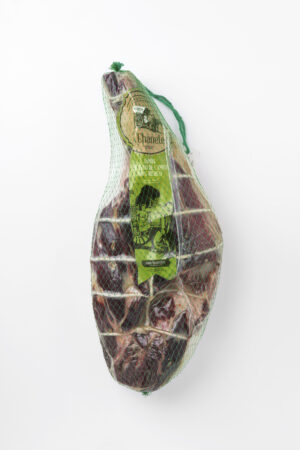 IBERICO HAM WITH BONES 26-30 MONTHS